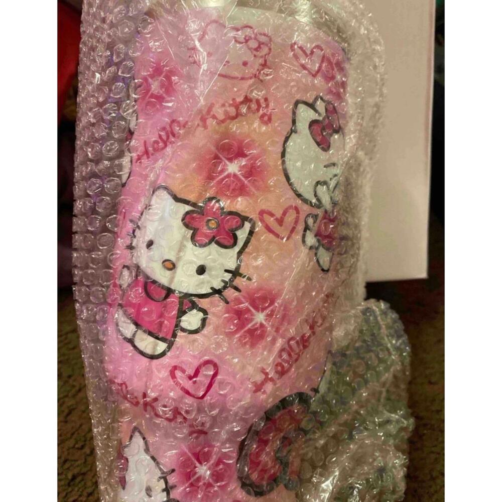 Hello Kitty tumbler - Picture 2 of 4